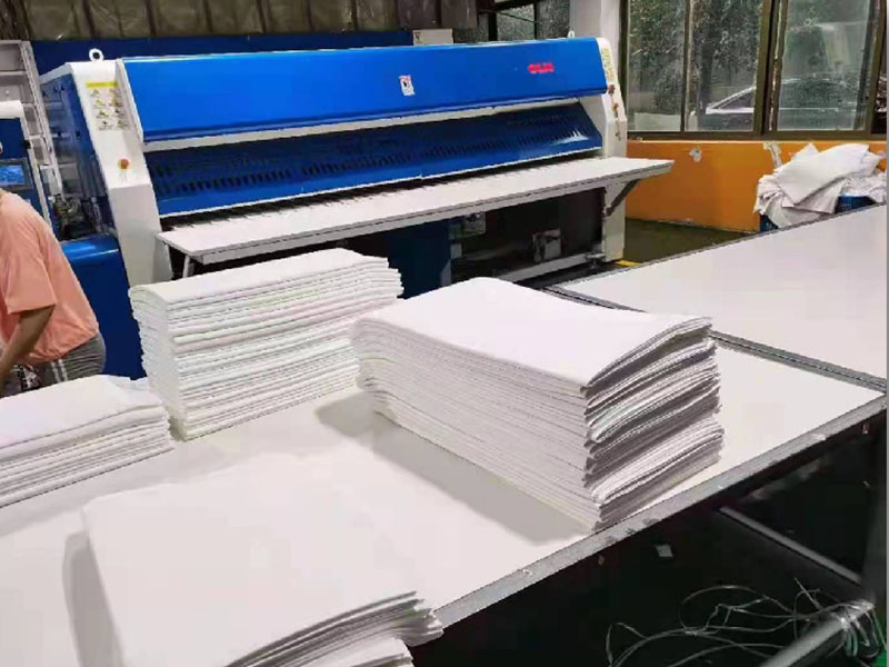 滕州高速熨烫机-01